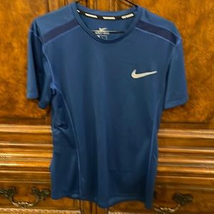 Nike Men’s Running Performance Tee.  Small.  Blue w/silver swoosh